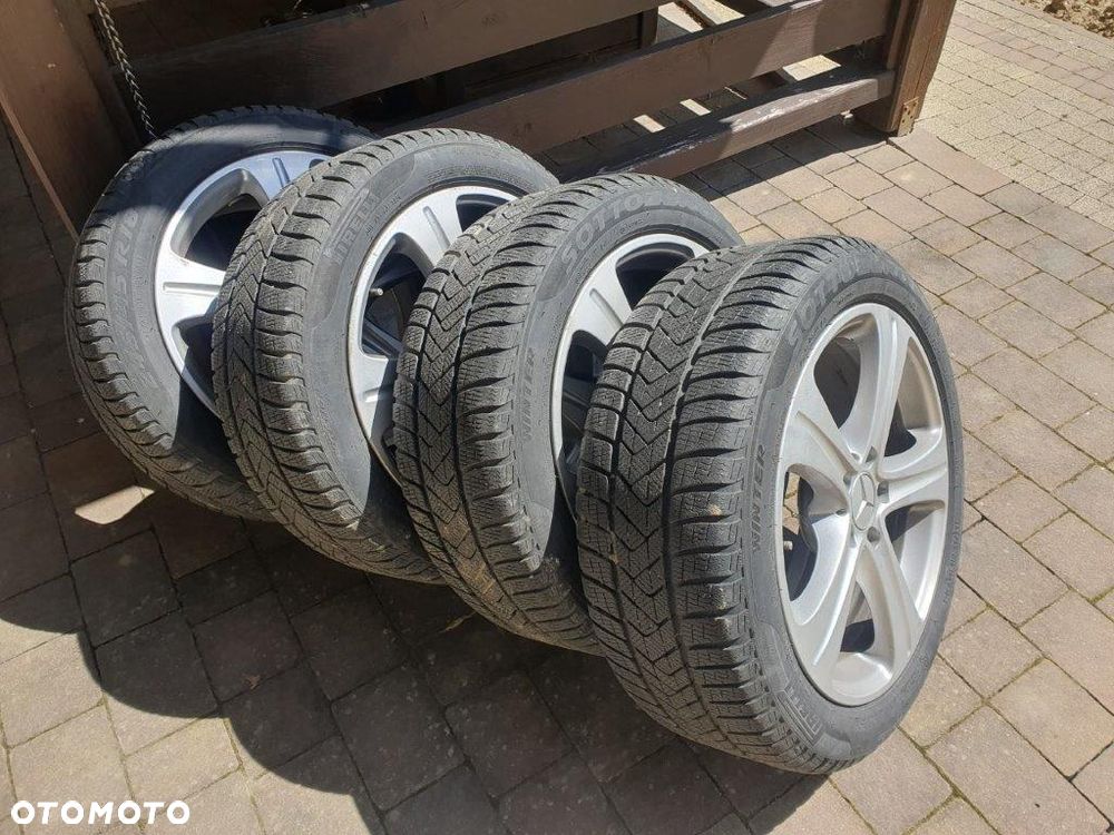 Mercedes-Benz Klasa E 400 4Matic 9G-TRONIC Exclusive - 31