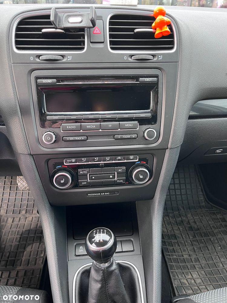 Volkswagen Golf - 19