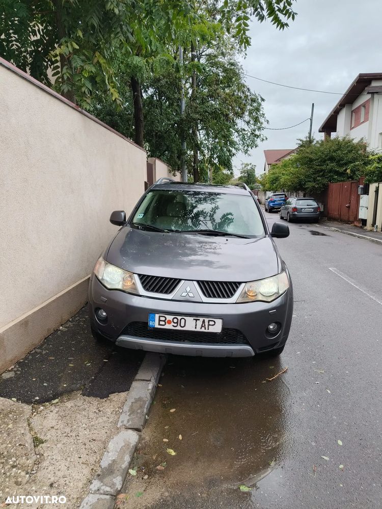 Mitsubishi Outlander 2.0 DI-D Instyle - 1