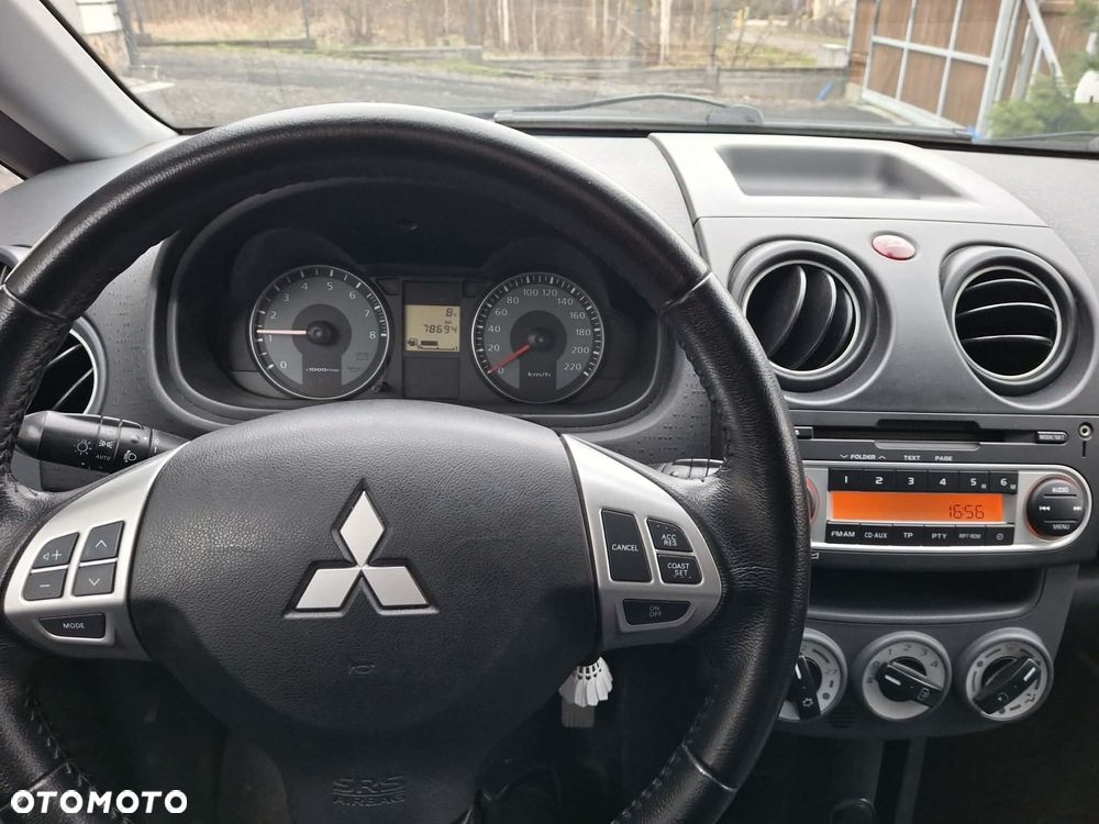 Mitsubishi Colt 1.3 Intense - 10