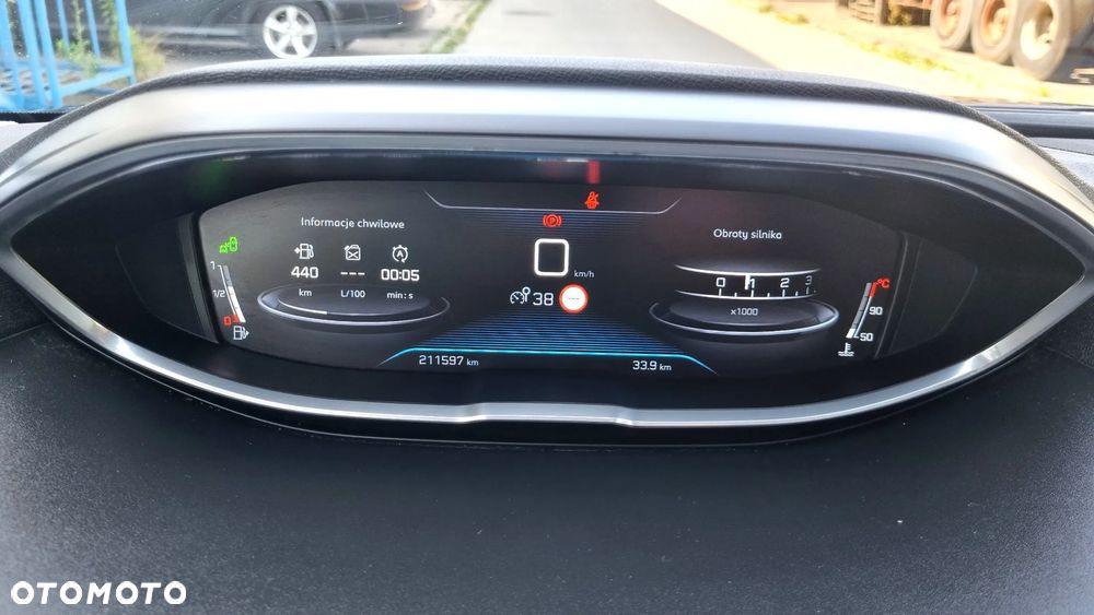 Peugeot 5008 - 26