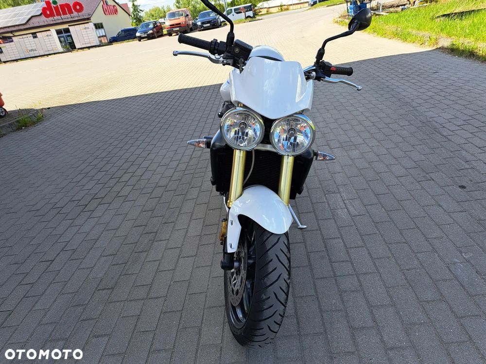 Triumph Street Triple - 3