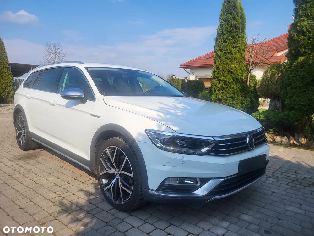 Volkswagen Passat 2.0 TDI SCR 4Mot DSG Highline - 1