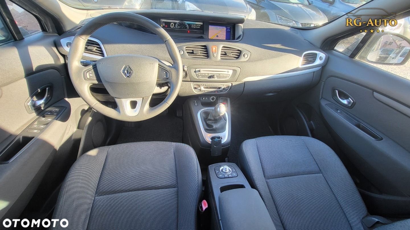 Renault Scenic - 29