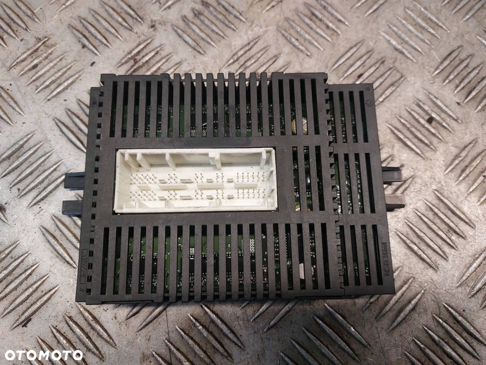 MODUŁ STEROWNIK ŚWIATEŁ BMW E60 520i 6937758 - 1