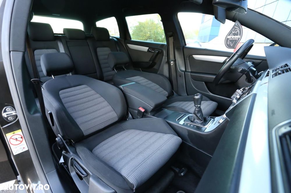 Volkswagen Passat Alltrack - 18