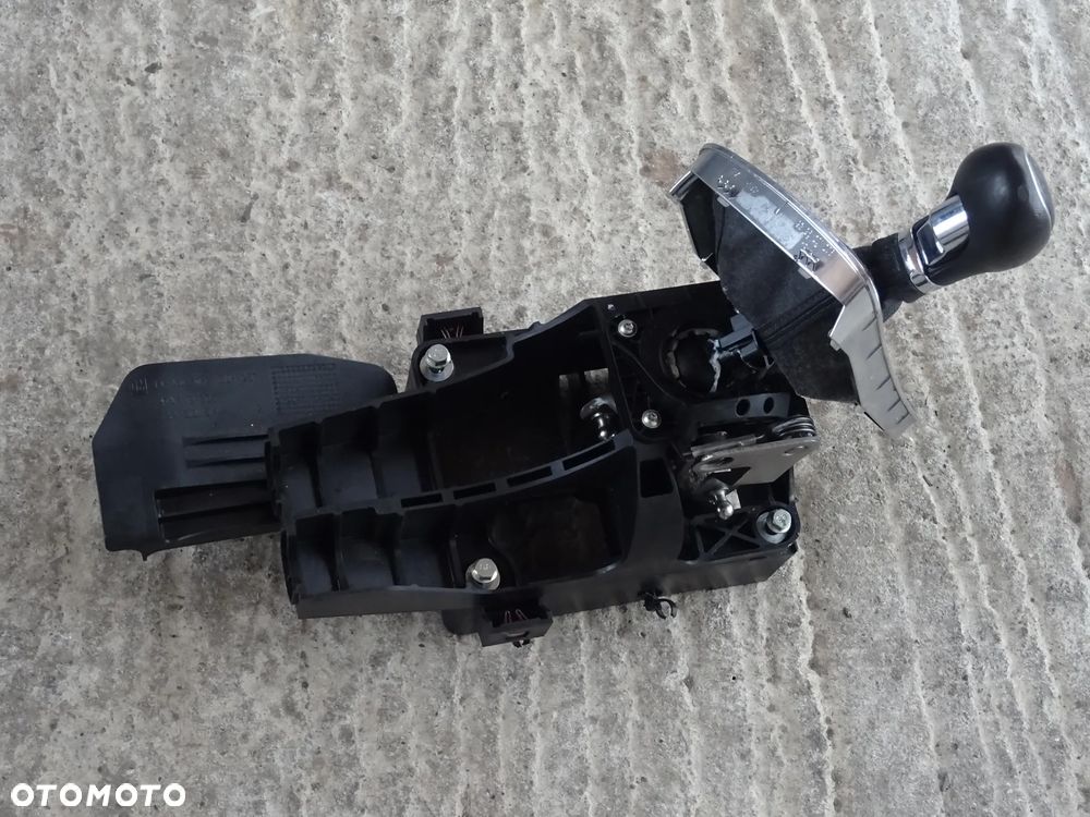 OPEL INSIGNIA A ASTRA J LEWAREK MECHANIZM MIESZEK GAŁKA 6 - BIEGÓW M32 F40 - 21