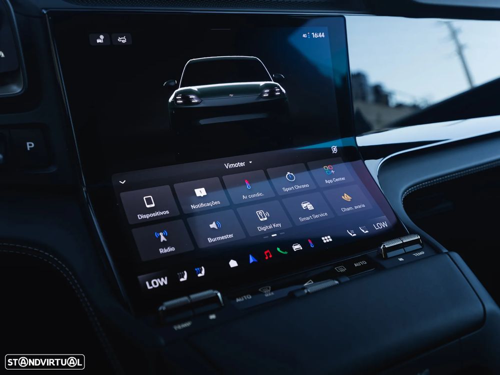 Porsche Cayenne Electric Turbo - 26