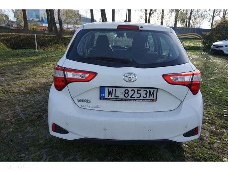 Toyota Yaris - 5