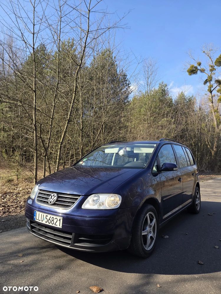 Volkswagen Touran - 2