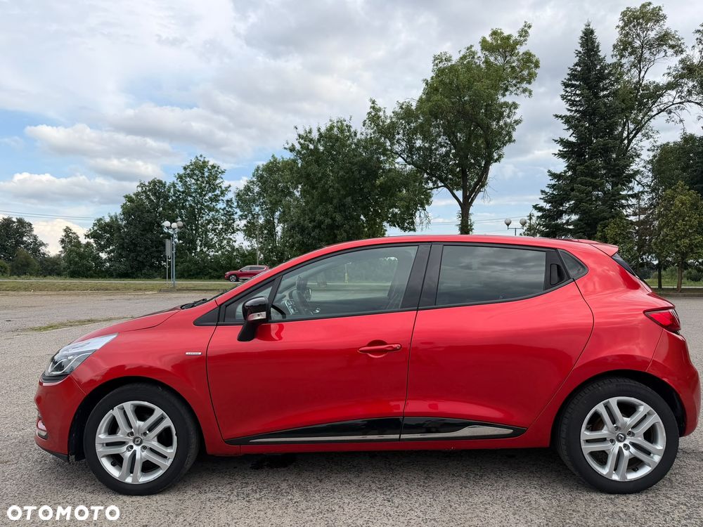 Renault Clio 1.2 16V Life - 14