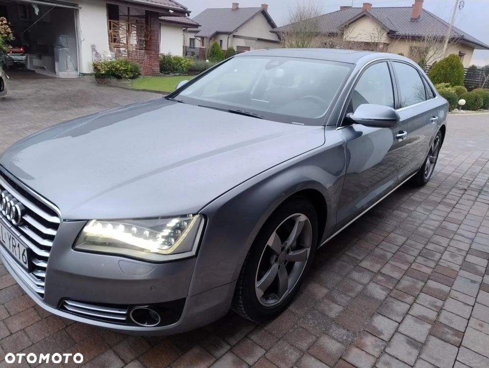 Audi A8 - 10