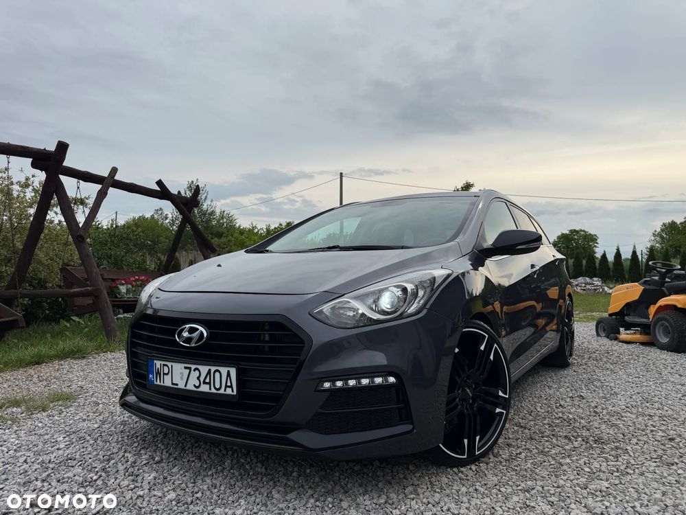 Hyundai i30 1.6 CRDi Premium - 38