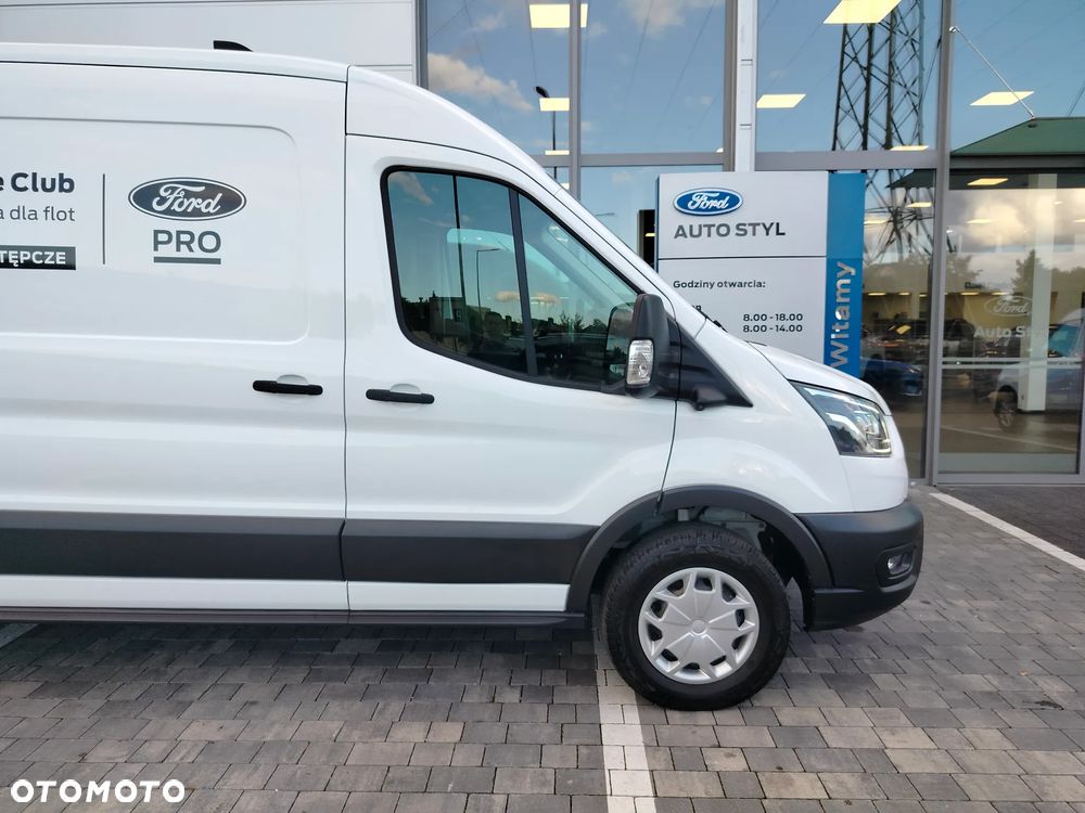 Ford E-TRANSIT - 40