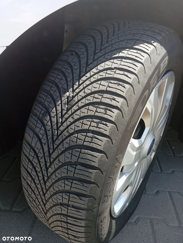 Ford TRANSIT CONNECT - 25