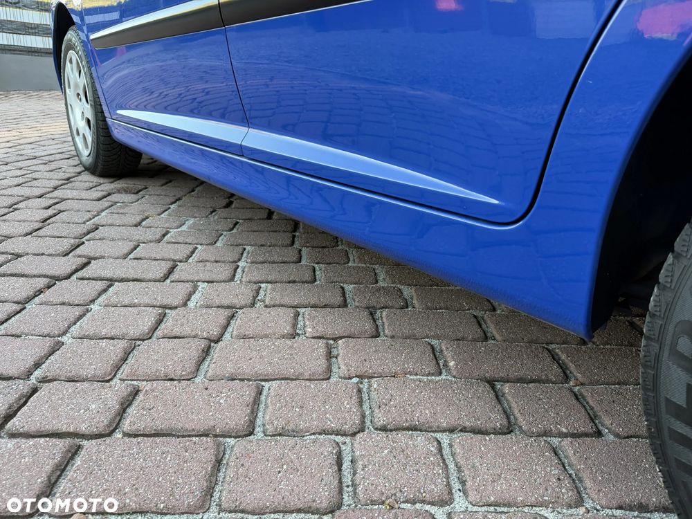 Peugeot 207 1.4 Trendy - 25