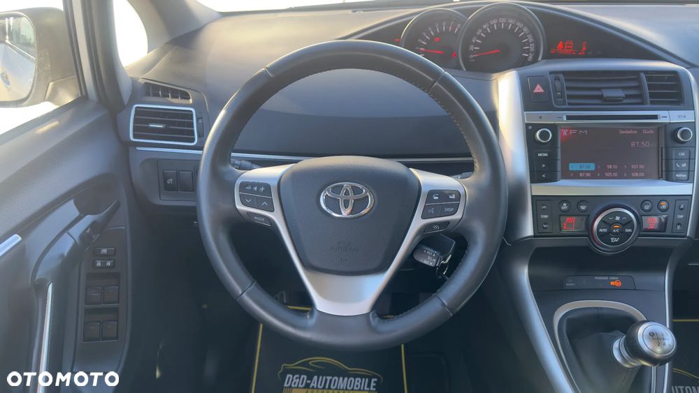 Toyota Verso 1.8 5-Sitzer Executive - 22
