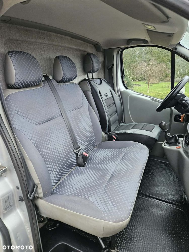 Renault Trafic - 11