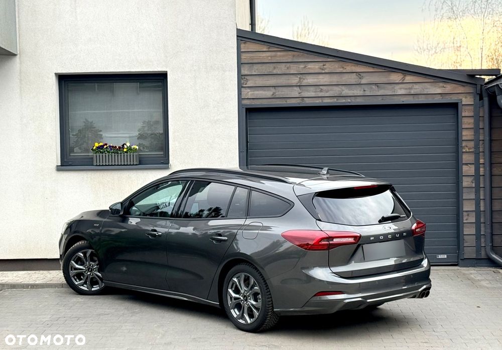 Ford Focus 1.0 EcoBoost mHEV ST-Line X - 10