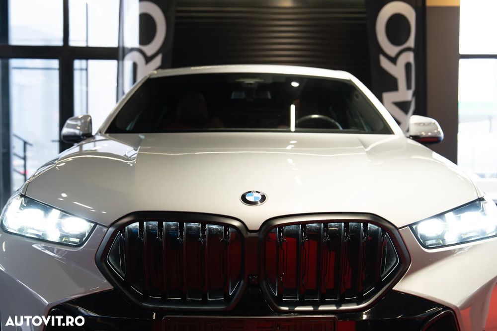 BMW X6 xDrive40i AT MHEV - 29