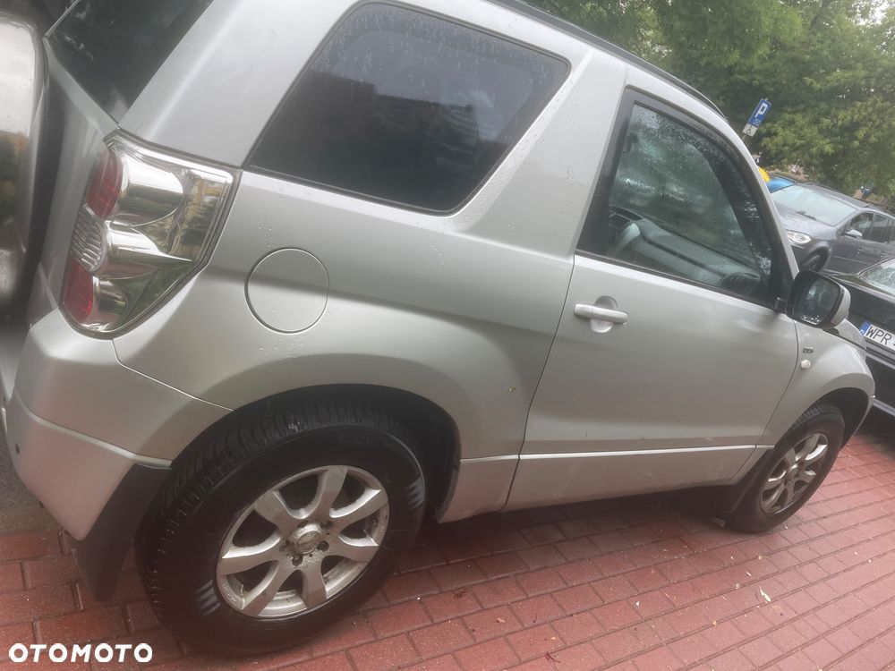 Suzuki Grand Vitara 1.9 DDiS - 3
