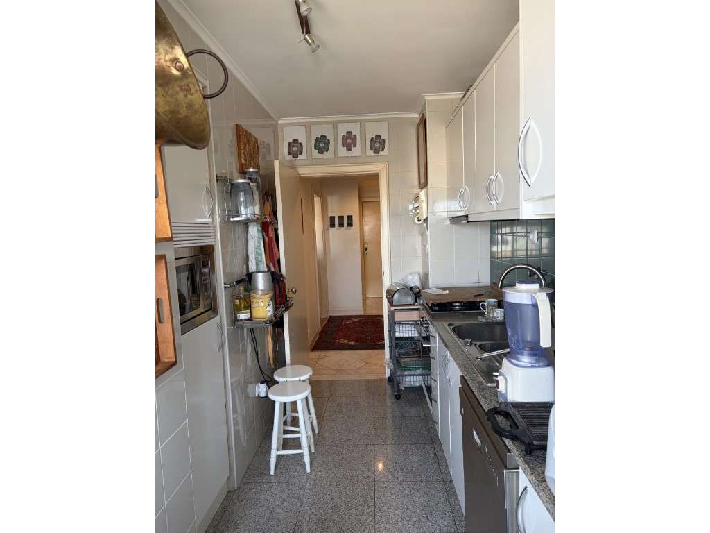 Excelente apartamento T2 na Rua Belo Marques , Alta de Lisboa com P... - Grande imagem: 5/31