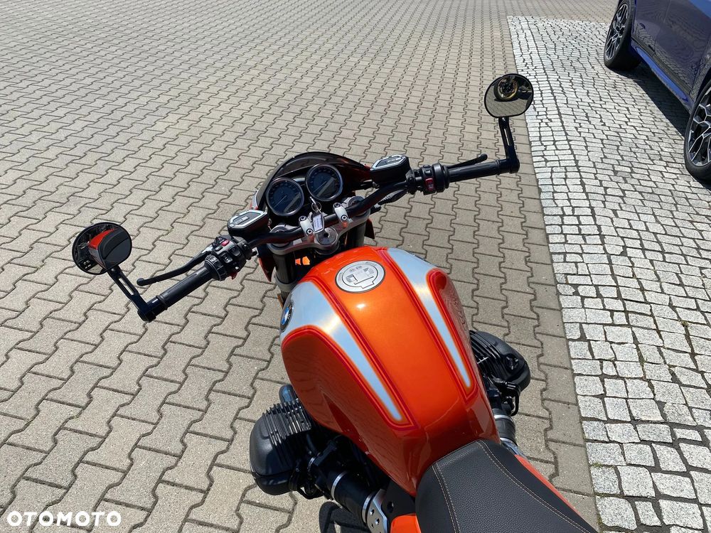 BMW R - 8