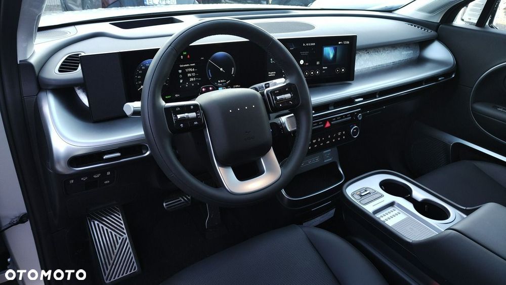 Hyundai IONIQ 9 110kWh Calligraphy AWD - 14