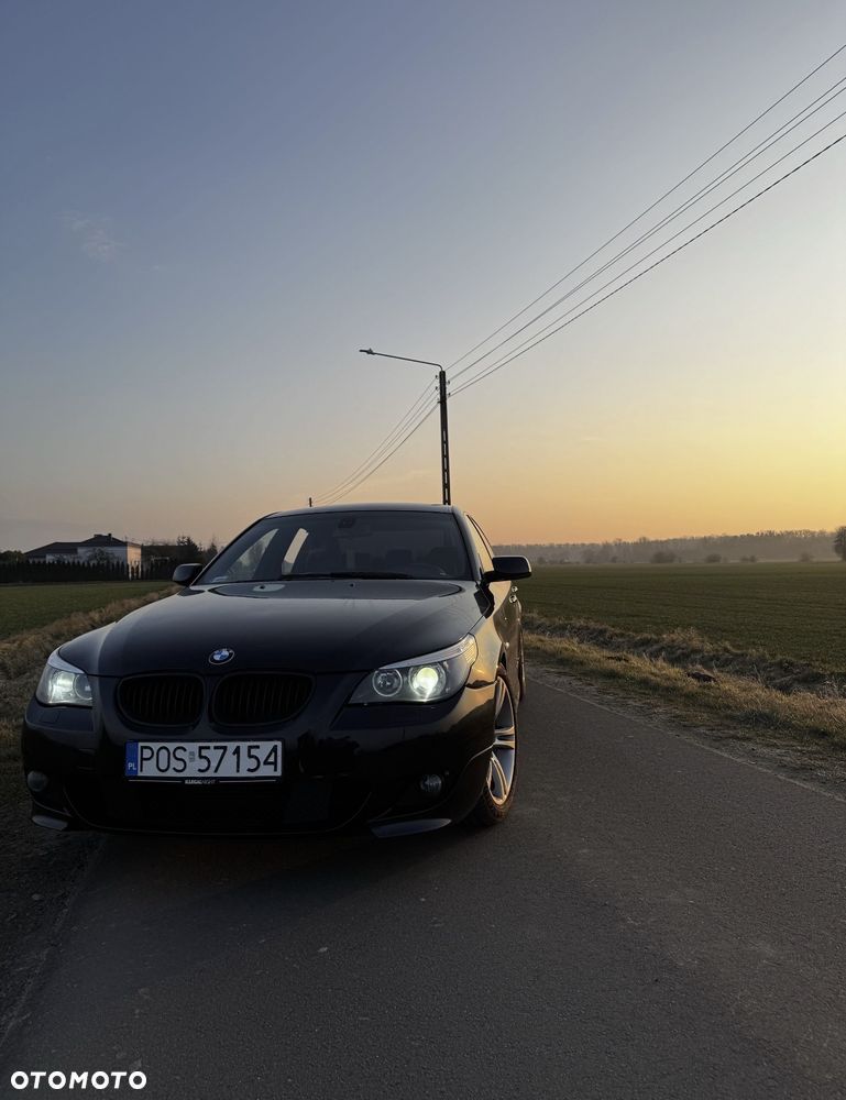 BMW Seria 5 525d - 1