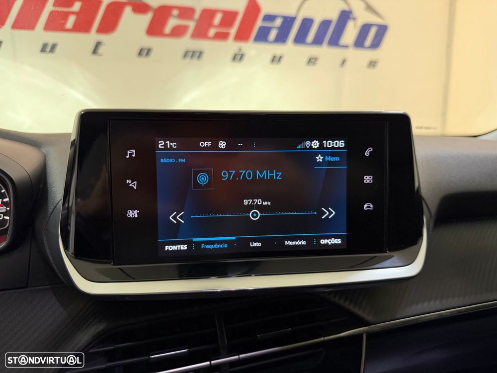 Peugeot 2008 1.2 PureTech Allure Pack - 24