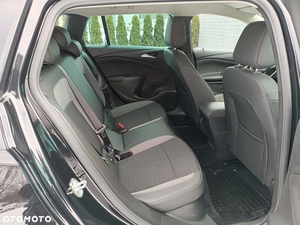 Opel Astra 1.5 D Start/Stop Business Elegance - 16