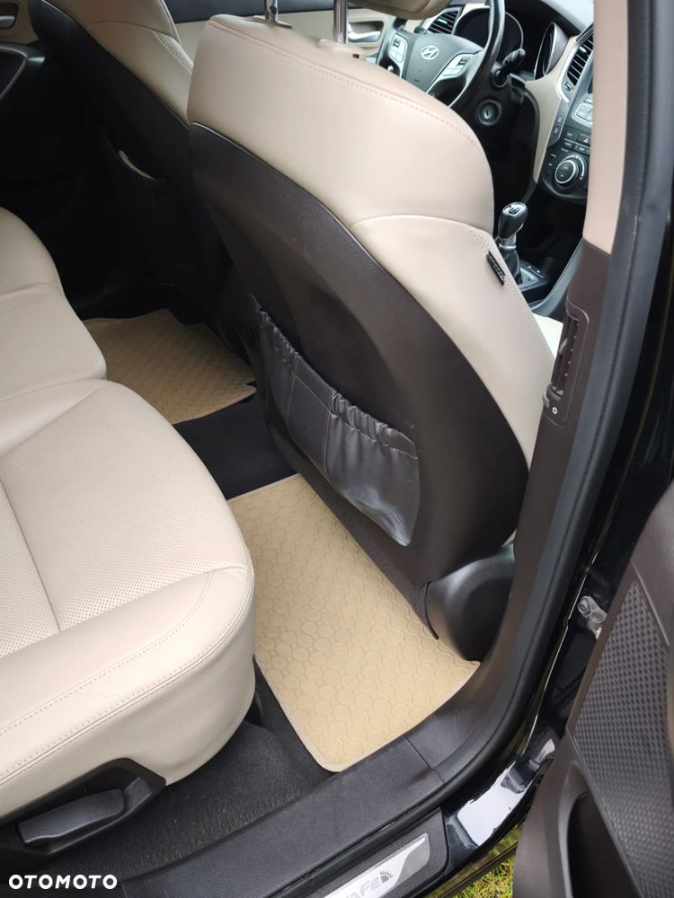 Hyundai Santa Fe 2.0 CRDi Premium 4WD - 23