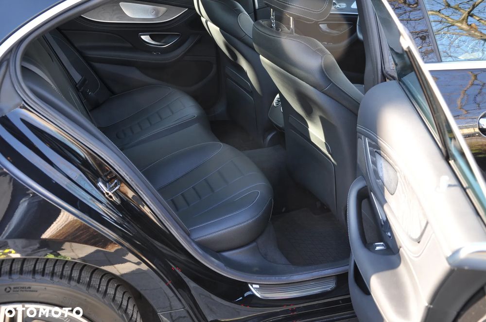 Mercedes-Benz CLS 400 d 4Matic 9G-TRONIC AMG Line - 12