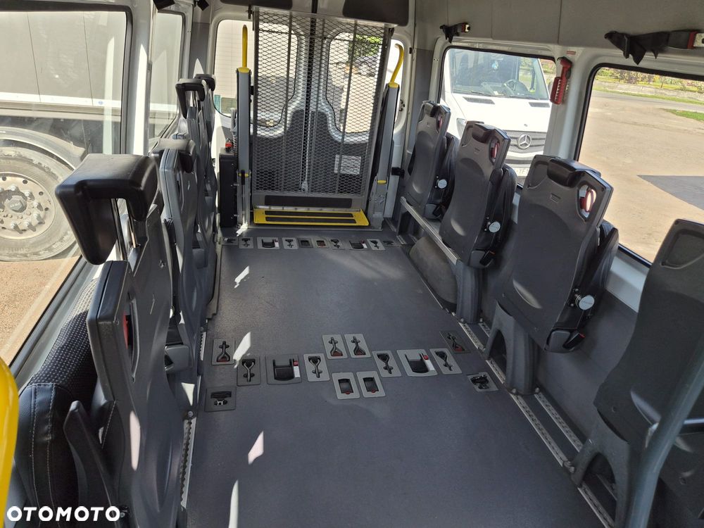 Mercedes-Benz Sprinter 906.211 7G-TRONIC Plus - 2