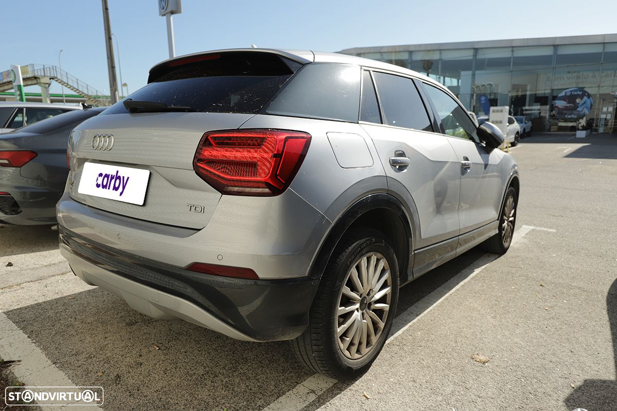 Audi Q2 1.6 TDI Design - 4