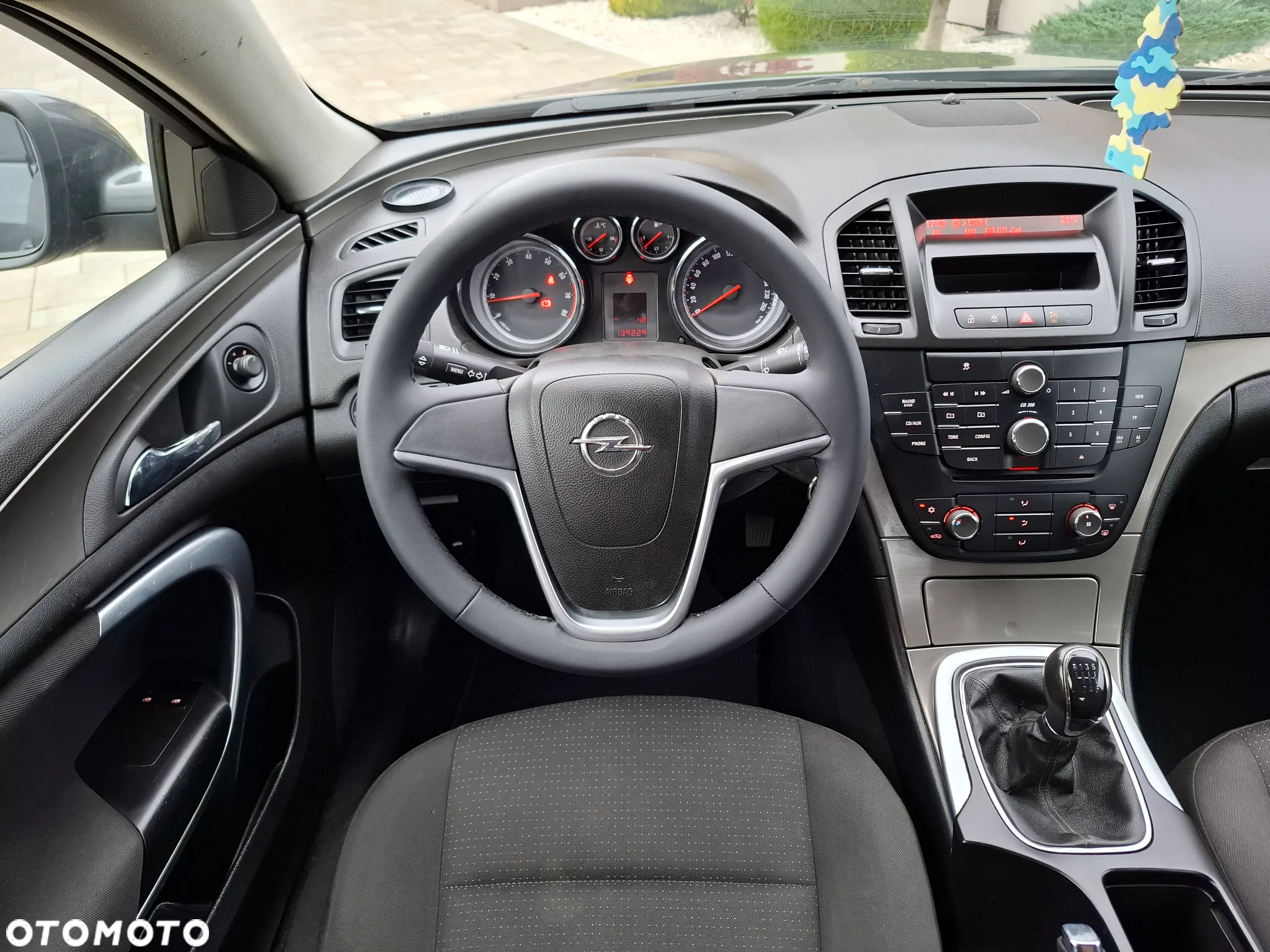 Opel Insignia 1.6 Design Edition - 32