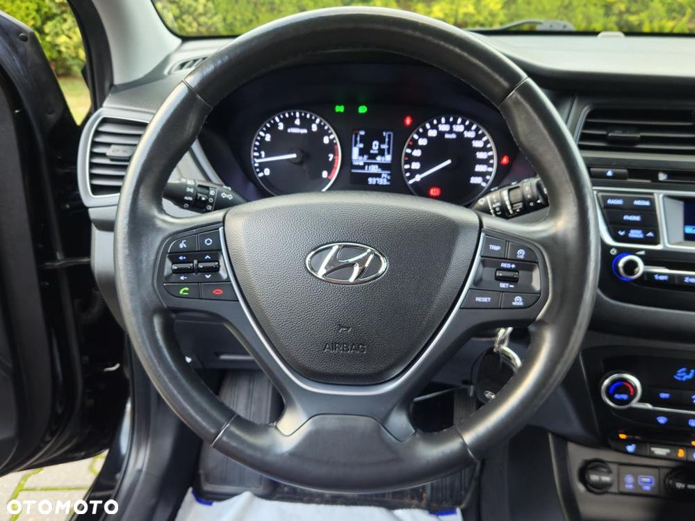 Hyundai i20 1.2 Passion Plus - 35