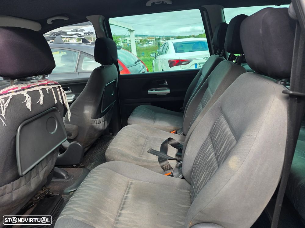 Ford Galaxy - 12
