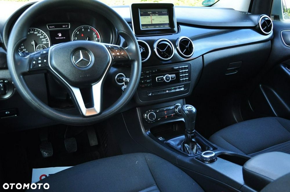 Mercedes-Benz Klasa B - 33