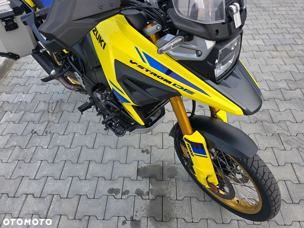 Suzuki V-STROM - 11