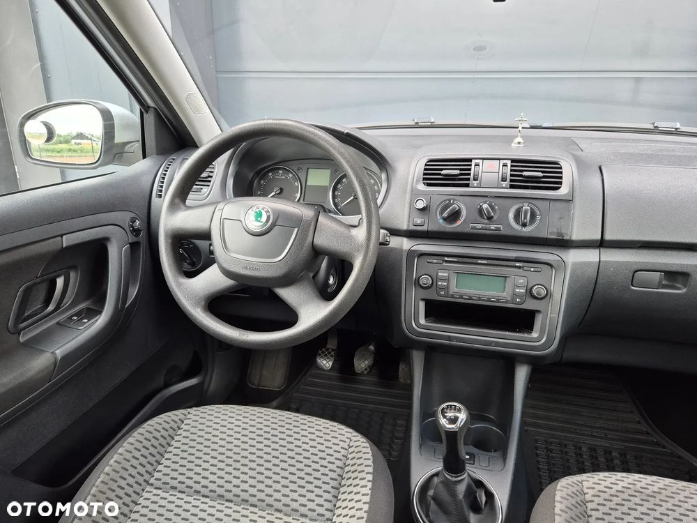 Skoda Fabia 1.4 16V Comfort - 11