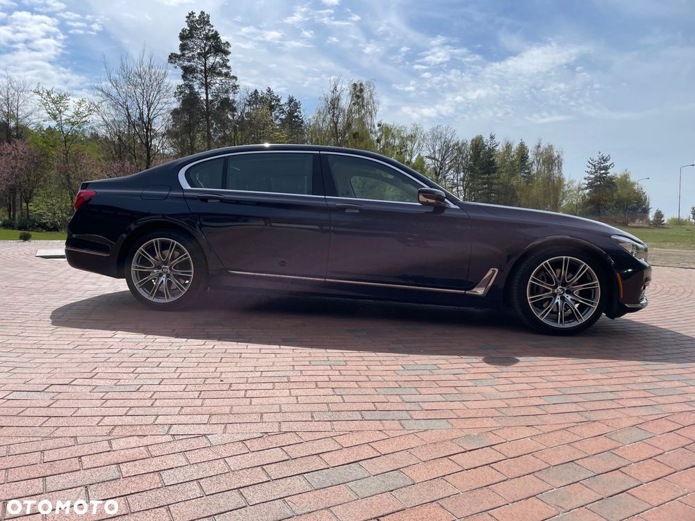 BMW Seria 7 740Li - 18