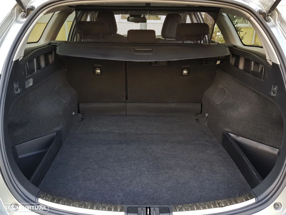 Toyota Auris Touring Sports 1.4 D-4D C.+P.Techo+P.Sport - 48