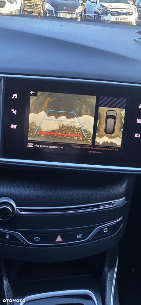 Peugeot 308 BlueHDi 130 EAT6 Stop & Start Allure - 16