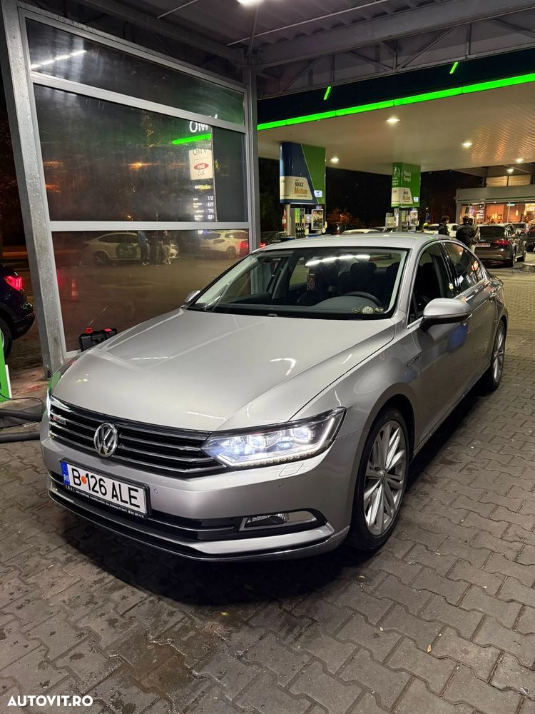 Volkswagen Passat Variant 2.0 TDI DSG 4Motion Highline - 14