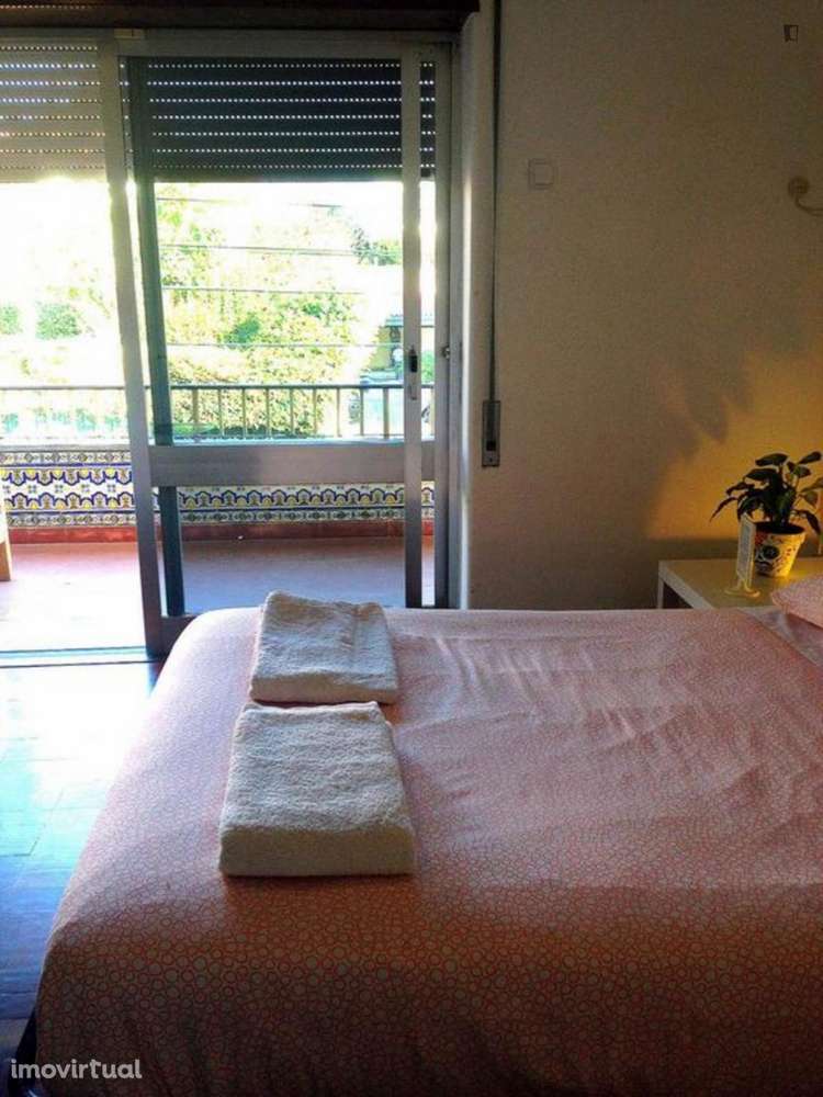 Quarto - localizado em Carcavelos Lisbon - Grande imagem: 4/10