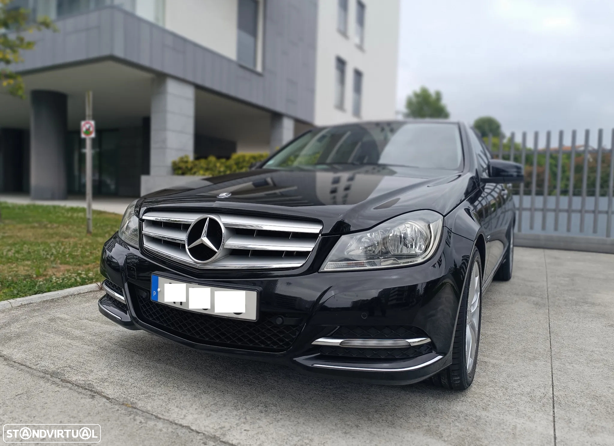 Mercedes-Benz C 180 CGi Avantgarde BlueEfficiency Aut. - 3