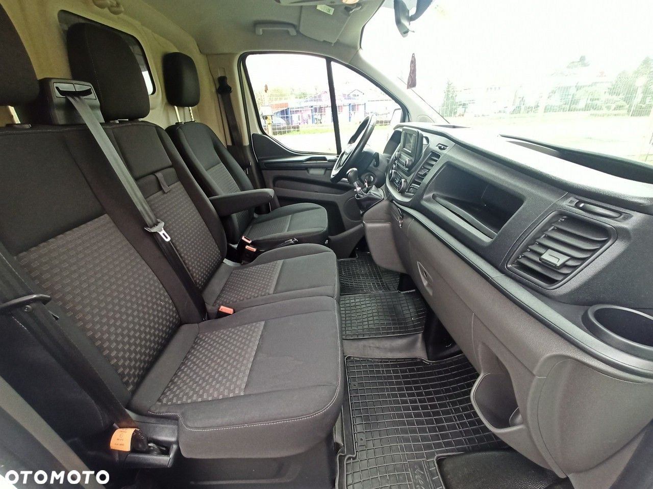 Ford Transit Custom - 8