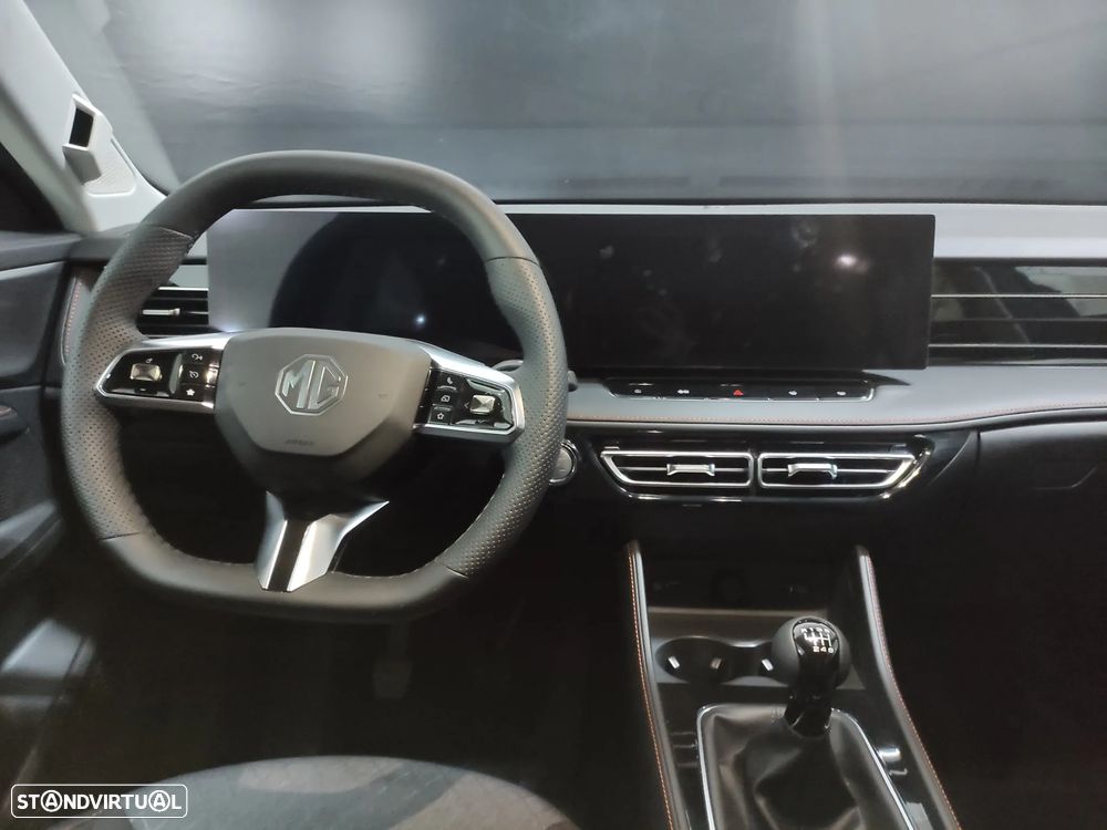 MG HS 1.5 T Comfort - 11