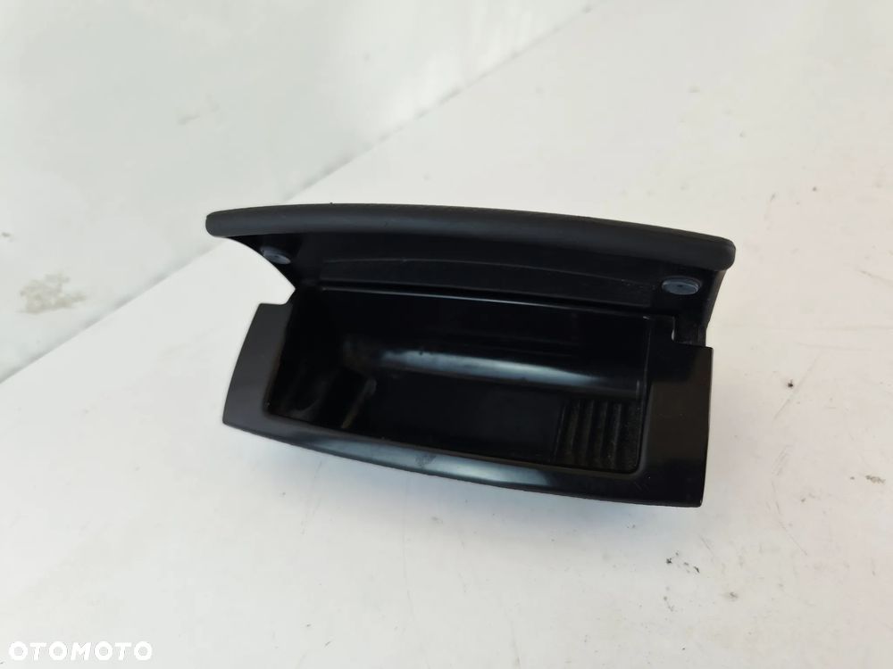 Popielniczka Tył Tylna Popiołka Wkład Kompletna 8E0857961M Audi A4 B6 B7 Exeo - 3